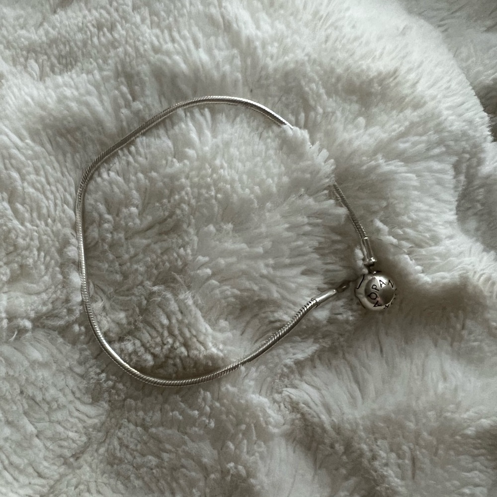 Pandora Essence Snake Chain Bracelet Size 20